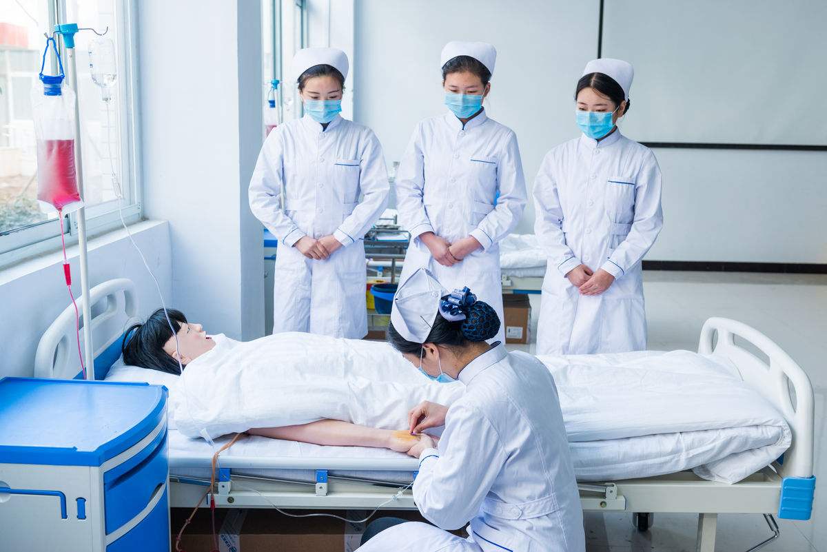 上饶信赖工艺美术学校，梦想启航的艺术殿堂